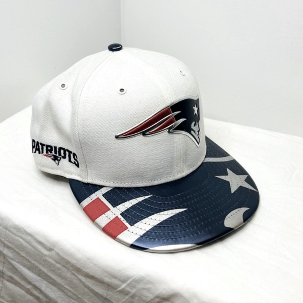 New Era New England Patriots White 2017 Official Onstage Draft Cap